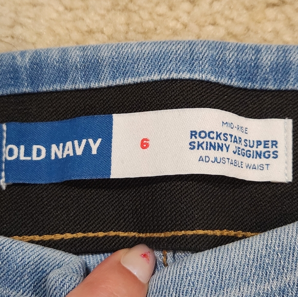 Old Navy Jeans - Picture 5 of 5